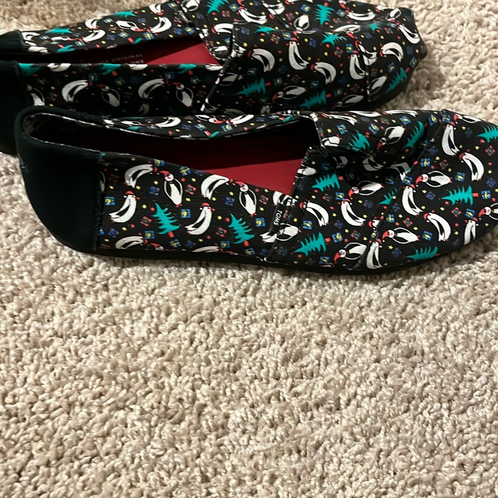 Penguin Toms